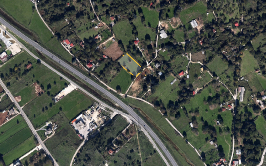 Πωλείται αγροτεμάχιο 2.000 τμ στο Σταυράκι Ιωαννίνων τιμή : 32.000 ευρώ.