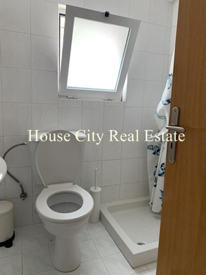 ΕΝΟΙΚΙΑΖΕΤΑΙ Studio 28 τ.μ. Α’ ΟΡΟΦΟΥ ΣΤΗΝ ΑΝΑΤΟΛΗ ΙΩΑΝΝΙΝΩΝ Τιμή ενοικίασης: 220 ευρώ