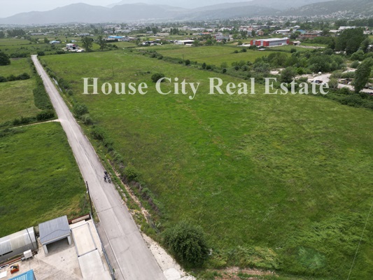 Πωλείται αγροτεμάχιο συνολικής έκτασης 45.212 τ.μ. στην περιοχή της Μπάφρας ( Ανατολής) Ιωαννίνων Τιμή πώλησης: 700.000 ευρώ