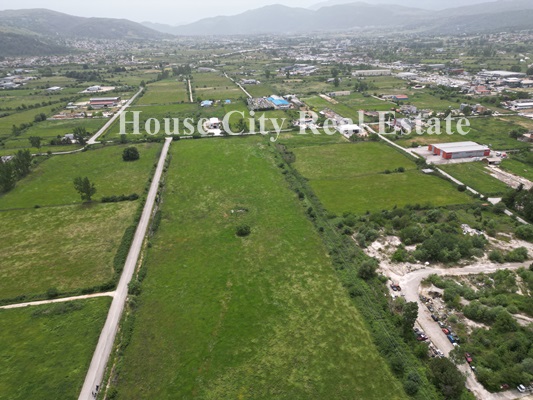 Πωλείται αγροτεμάχιο συνολικής έκτασης 45.212 τ.μ. στην περιοχή της Μπάφρας ( Ανατολής) Ιωαννίνων Τιμή πώλησης: 700.000 ευρώ