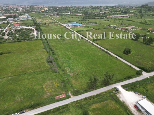 Πωλείται αγροτεμάχιο συνολικής έκτασης 45.212 τ.μ. στην περιοχή της Μπάφρας ( Ανατολής) Ιωαννίνων Τιμή πώλησης: 700.000 ευρώ