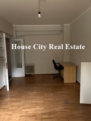 Ενοικιάζεται τριάρι 67 τ.μ. στο κέντρο των Ιωαννίνων τιμή ενοικίασης: 320 ευρώ