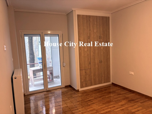 Ενοικιάζεται πλήρως ανακαινισμένο δυάρι διαμέρισμα 60 τ.μ. πρώτου ορόφου στη καρδιά της πόλης των Ιωαννίνων_Τιμή ενοικίασης 580€