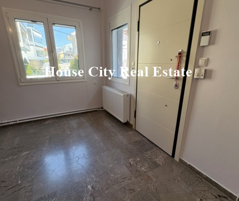 Ενοικιάζεται Ανακαινισμένο Διαμέρισμα 80 τ.μ. – Β’ Όροφος | Κιάφα Ιωάννινα Τιμή ενοικίασης: 650 €